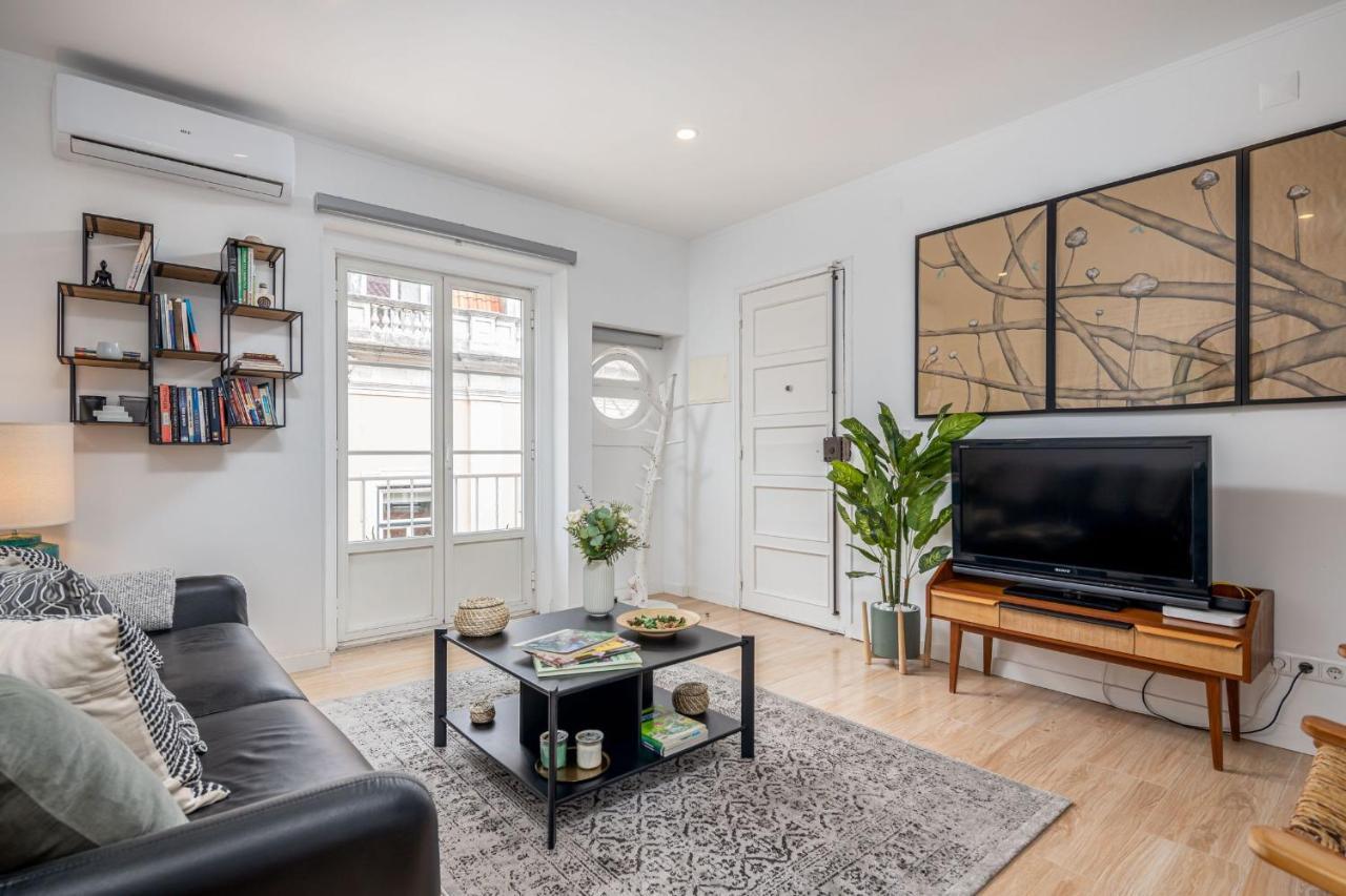 Lapa 3Bdr Duplex W/ Balcony By Lovelystay Lisboa Exteriör bild