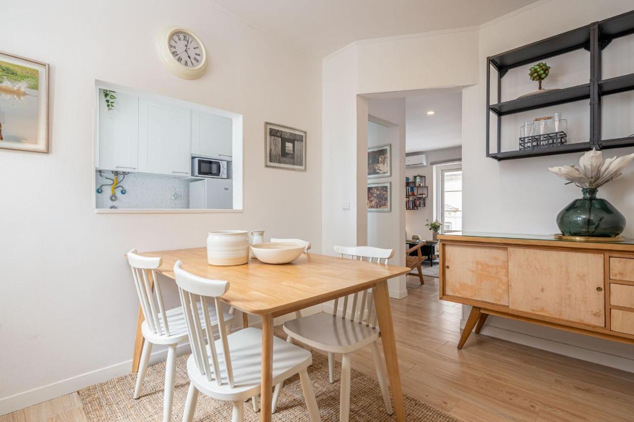 Lapa 3Bdr Duplex W/ Balcony By Lovelystay Lisboa Exteriör bild